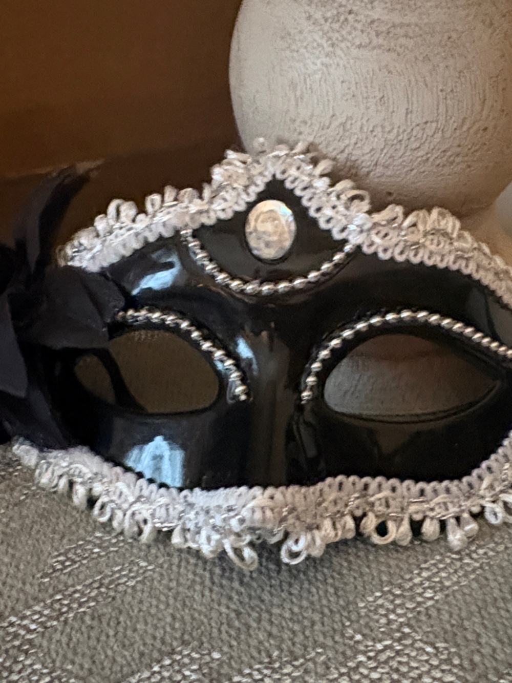 Black & Silver Masquerade Mask Like New